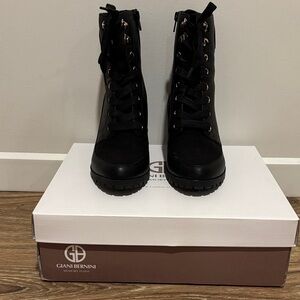 Giani Bernini Keegann Lace Up Lug Sole Booties